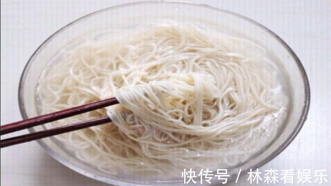 做法|路边摊上偷学来的炒面做法,学会你也可以去摆摊了,味道超级赞!