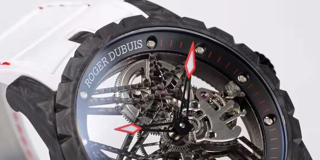 复刻版 小墨说表:BBR罗杰杜彼碳纤维V4版