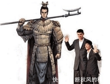 此人力压吕布关羽,姚明的身高都要抬头,在
