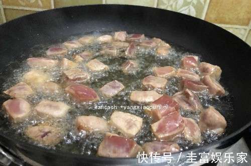 猪肉此做法,吃着超过瘾,下酒下饭,老公说天天吃都不腻