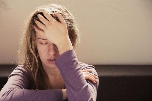 女性|3類人容易深陷抑郁，尤其是女性，希望你不在其中
