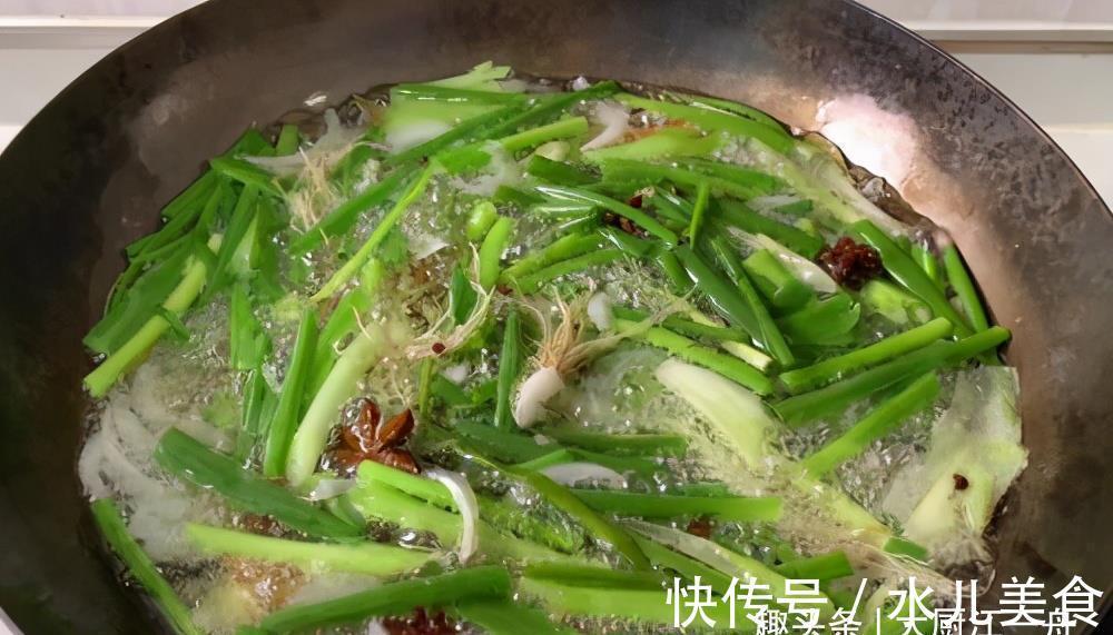 饺子肉馅不好吃？面点师教你正确调馅做法，饺子肉馅鲜嫩又多汁