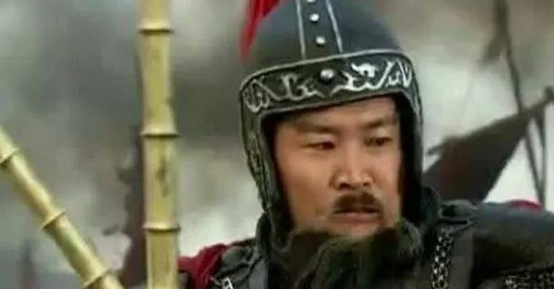 张清!为什么水浒武功排名争议巨大关胜林冲秦明呼延灼董平应如此排列!