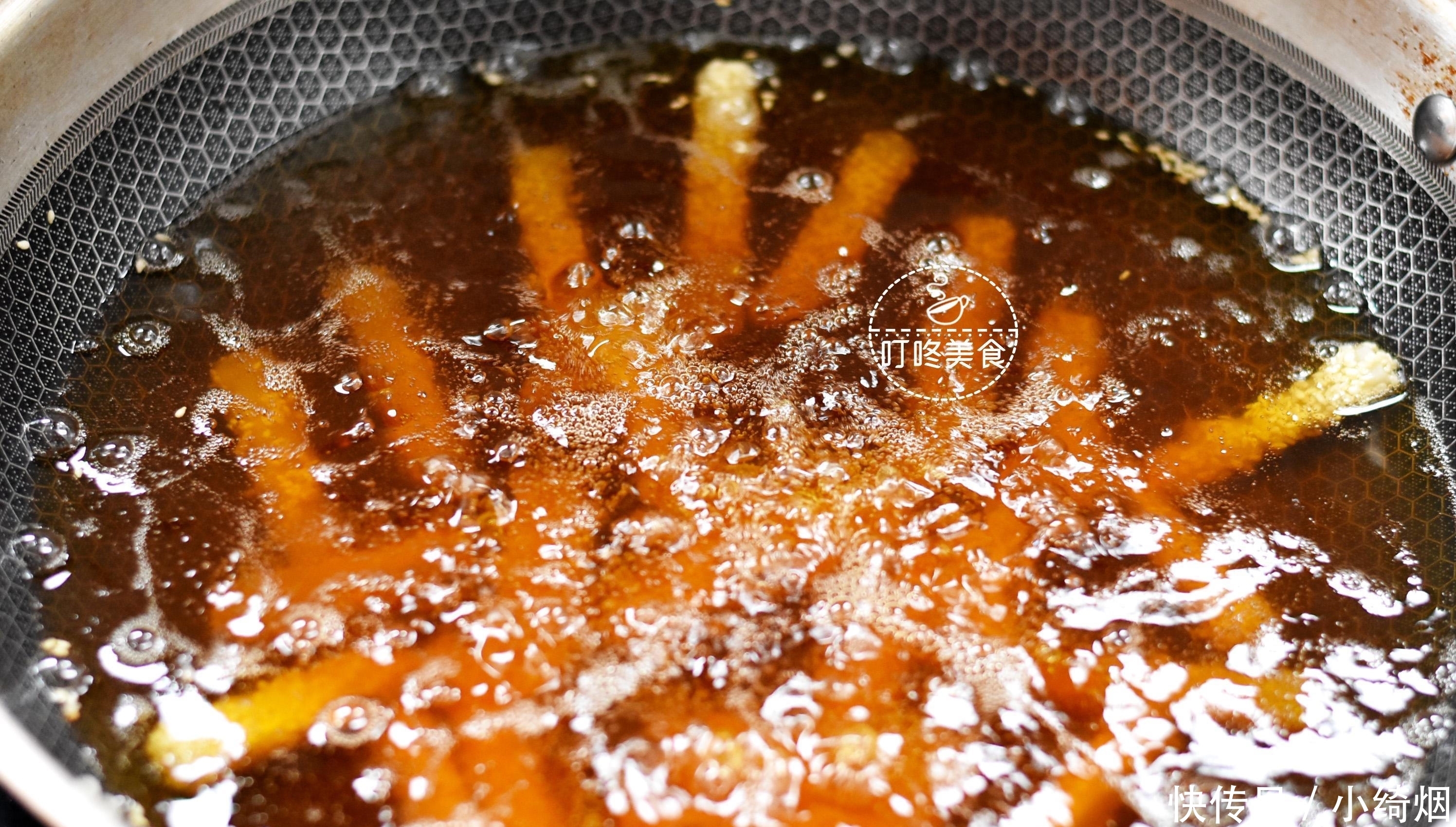 全家人|年糕别光炒着吃了,2分钟教你新吃法,又香又糯,全家人抢着吃