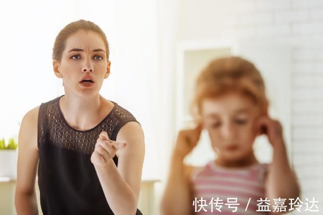 孩子|毁掉一个孩子有多简单?父母的这些行为,正在一点点伤害他们