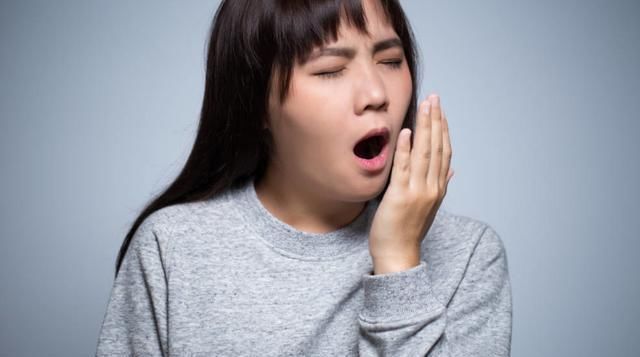 木耳|不是洋葱和木耳，“溶栓高手”是它，每天泡水喝，血栓悄悄不见了