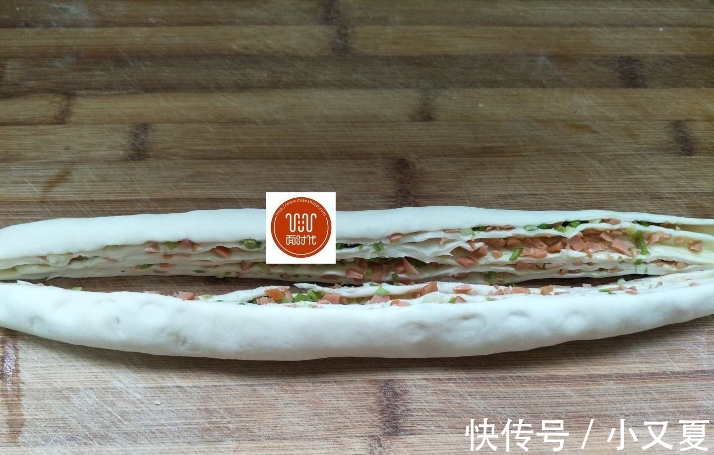 香肠粒|我家葱油饼都不用发面，做出来酥脆香软，比外面手抓饼还好吃！