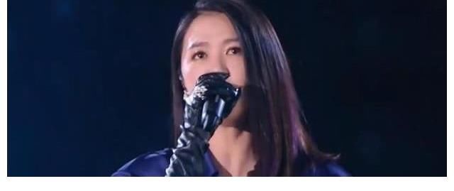 江苏卫视跨年八大名局面:张杰创全场收视顶峰,杨千嬅掀回想杀
