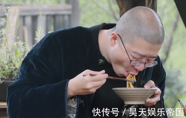 吉尼斯|黃磊的“蔥油拌面”能申請吉尼斯看到張藝興的剩飯,瞬間明白了