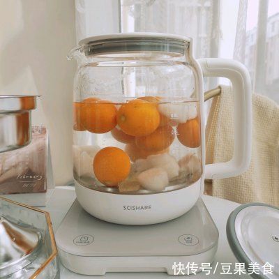 金桔雪梨汤，清肺润肺又解腻