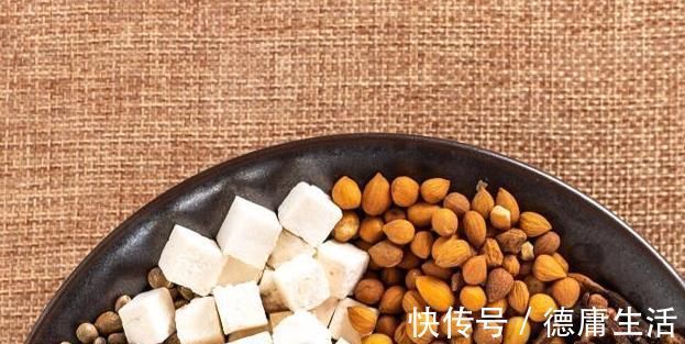 痔疮|便秘一定不能拖,3个小窍门学会,排便不再困难,老少都能用