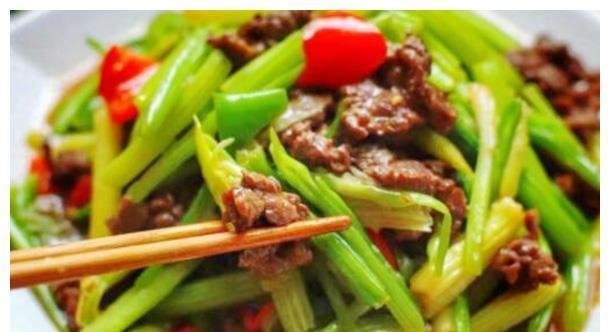 芹菜|9月降温孩子疯狂跑步运动想减肥,多吃清爽菜,开胃减肥瘦身