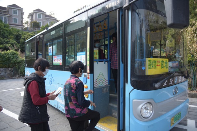 厦门集美官地社开通公交车