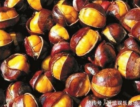 个个|煮板栗,别直接用水煮了!再加一步,板栗自动开口,个个不粘皮儿