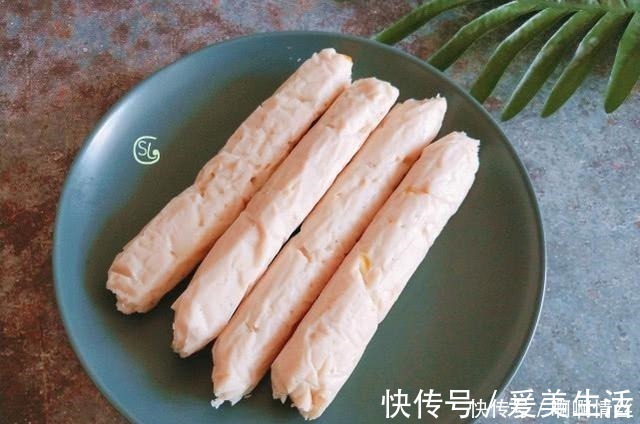 鸡胸肉|香肠别买了，在家自己做，不用肠衣不用模具，鲜嫩弹牙，孩子爱吃