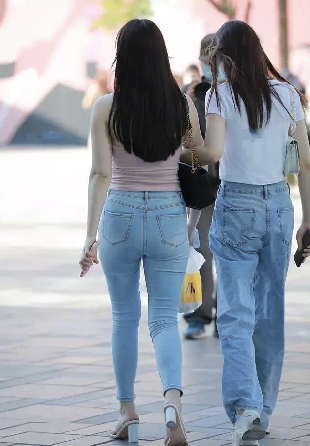 绰约|绰约多逸态,轻盈不自持,同样是牛仔裤穿搭对美的诠释却各有千秋