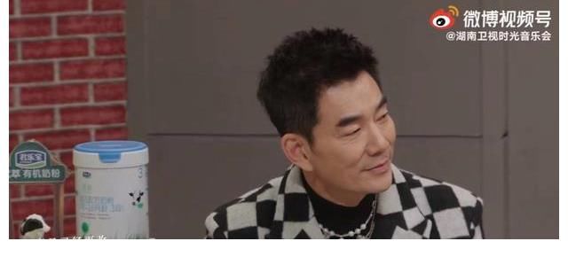 被惊艳到了!郁可唯改编演唱凤凰传奇歌曲 这个表演好有魅力