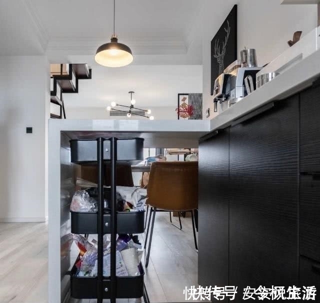 地方|聪明的业主都在这几个地方做柜子,强大的收纳功能,小户型必看