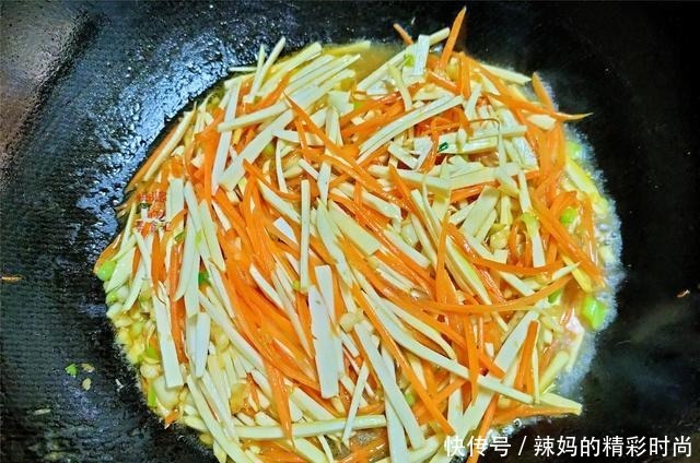 甜润|冬后,抓紧吃这碱性菜,甜润脆爽低脂饱腹,3元一斤,比莲藕好吃