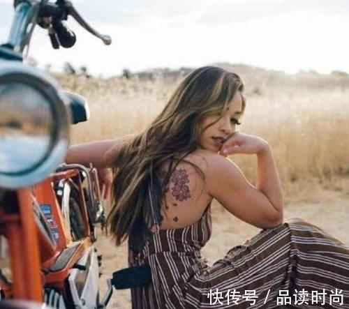 娜塔莎|健身半年“胖了”15斤?这样的她,反而成了学校的万人迷!