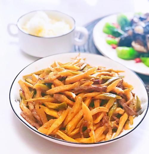 一到过年就爱囤这菜，和肉炒越嚼越香，消食开胃，独特风味谁都爱