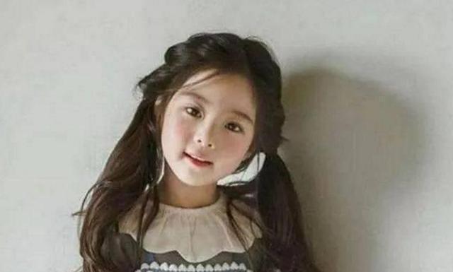 合照|“爸,你当年相中我妈的钱了吧”,父母合照差距大,爸爸太帅了