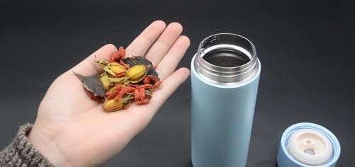 保温杯不能装4种饮品，可能有些人一直在犯，看完快叮嘱家里人