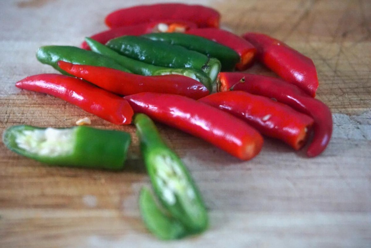 泡椒凤爪,追剧必备零食之一,自己做得更美味可口!