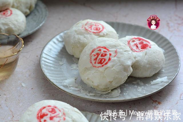 倍儿香的苏式鲜肉月饼，大口吃肉真过瘾，简单几步让酥皮轻薄如雪