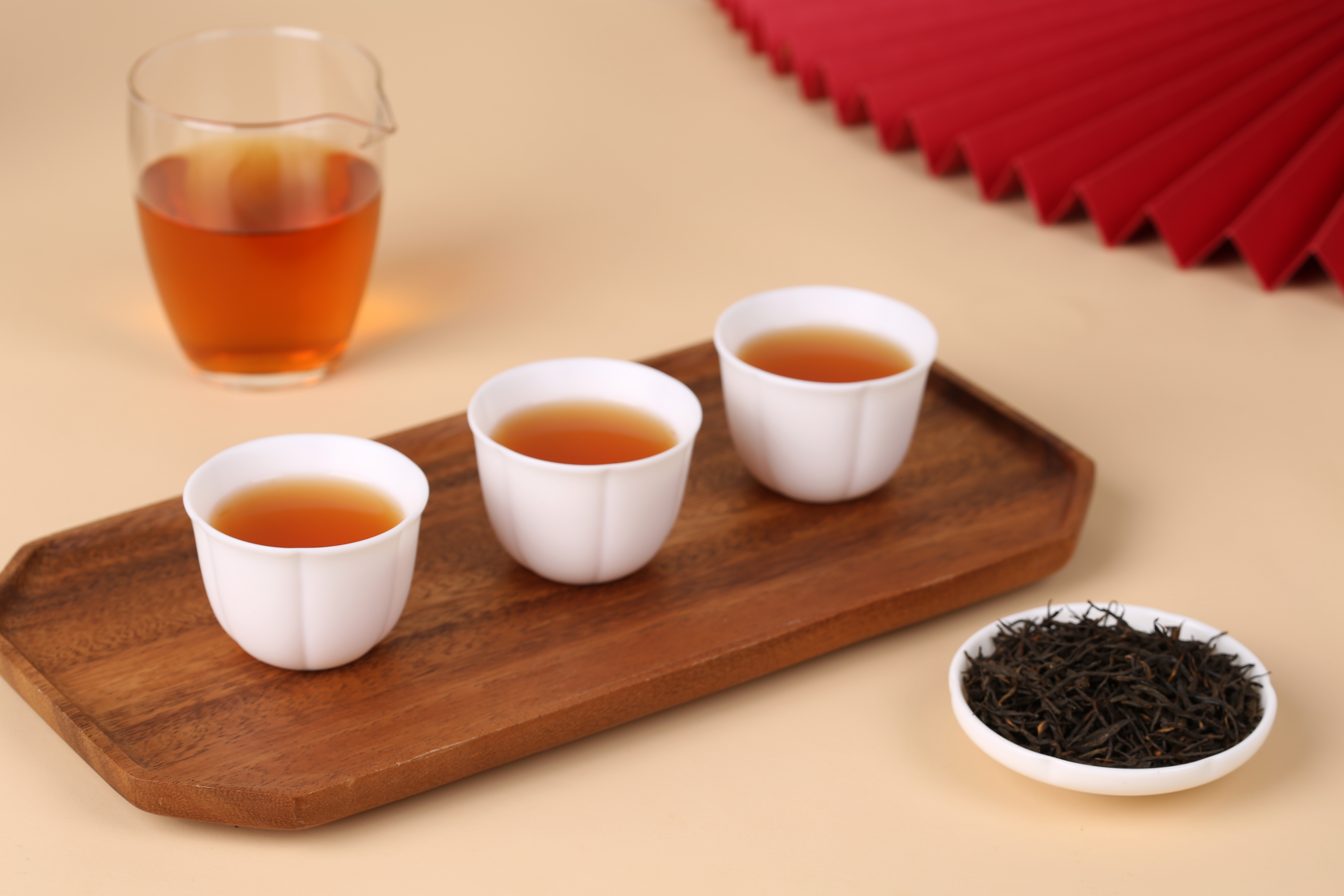茶叶铺就致富路(图1)