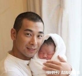 |明星给孩子起的搞笑名字:吴京太随意了,最后一位戳中了我的笑点