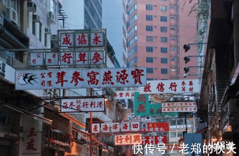 简体字@冯小刚呼吁要救传统文化需恢复繁体字,易中天先写出这四个字