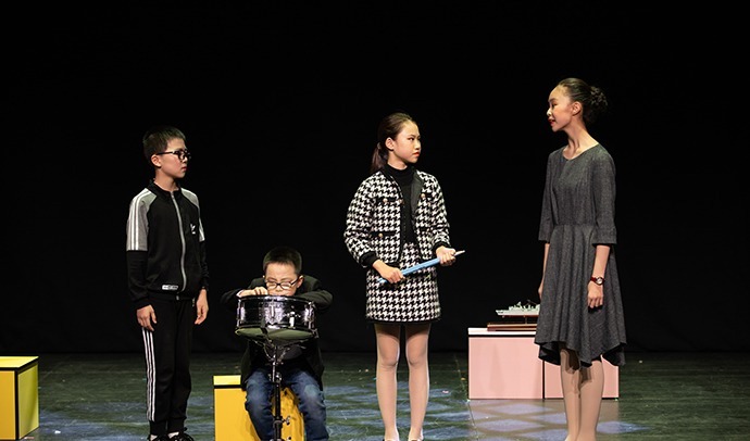 上海|这个在专业舞台举行的戏剧节,台前幕后都是上海的中小学生