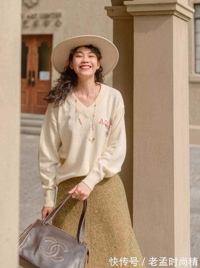 脖子|一起来看一下选择毛衣的几个细节