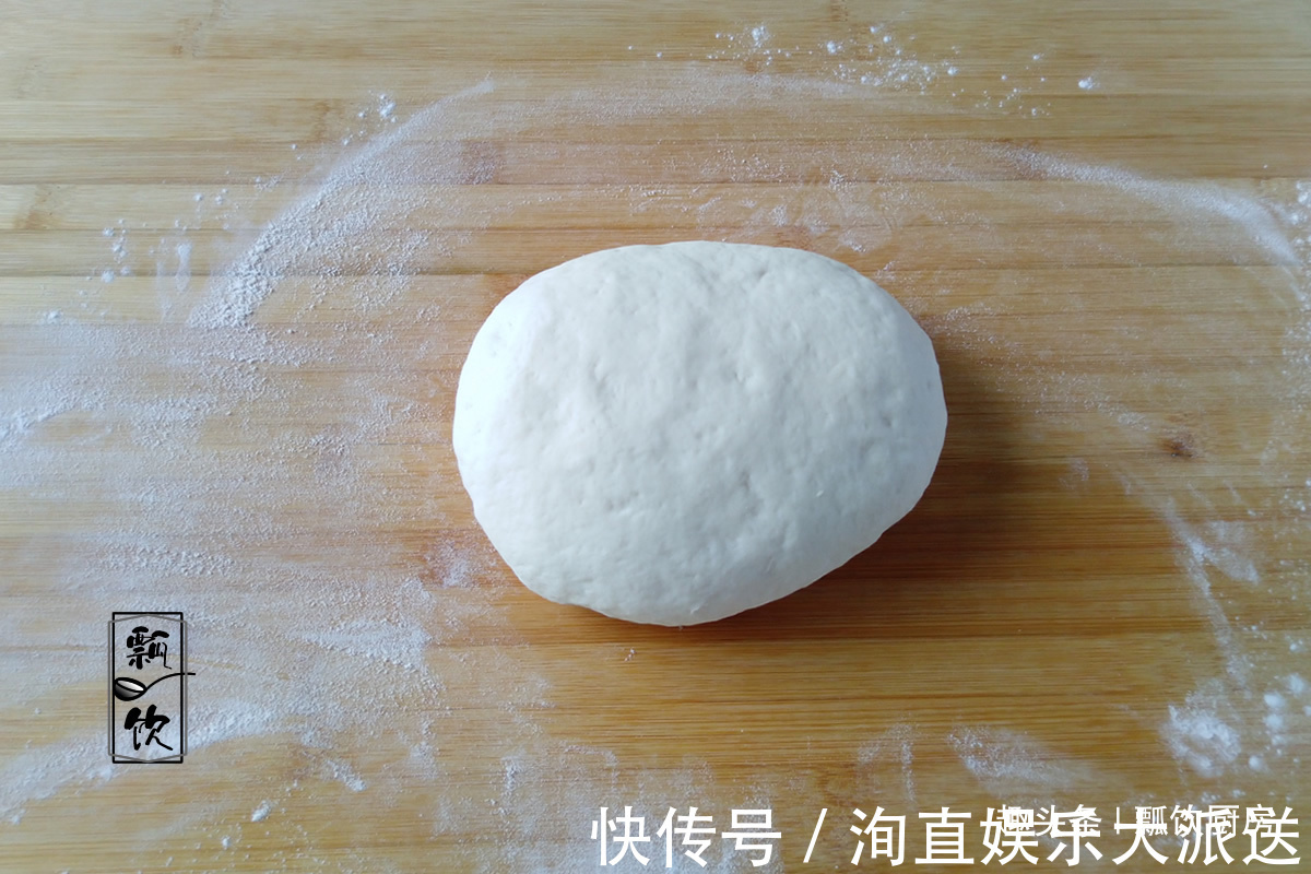 面食想要软,不能只放酵母,加它做,一捏成球一放成棉,凉了都软