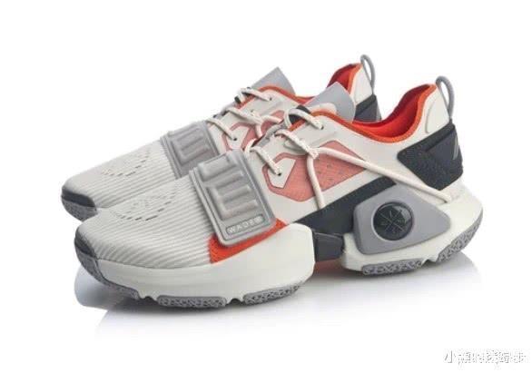 国产新球鞋 Big3×小黄人、匹克闪现樱花配色球鞋、KT5六神联名款