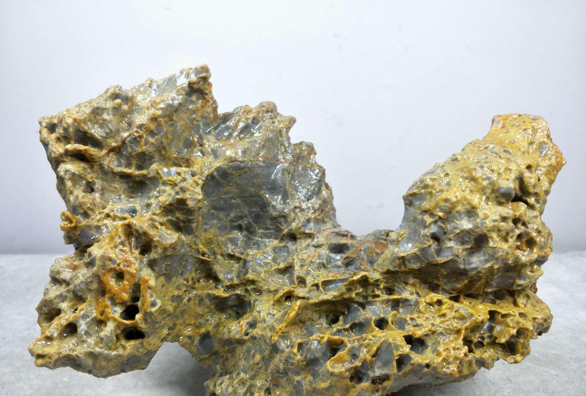 艳丽|天然奇石,逼真的形象,艳丽的色泽,让人对大自然之作感叹一番