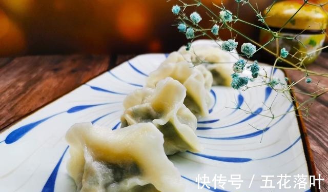 秋韭菜再鲜,包饺子也要记准4买4不买,买错不香,别不当回事!