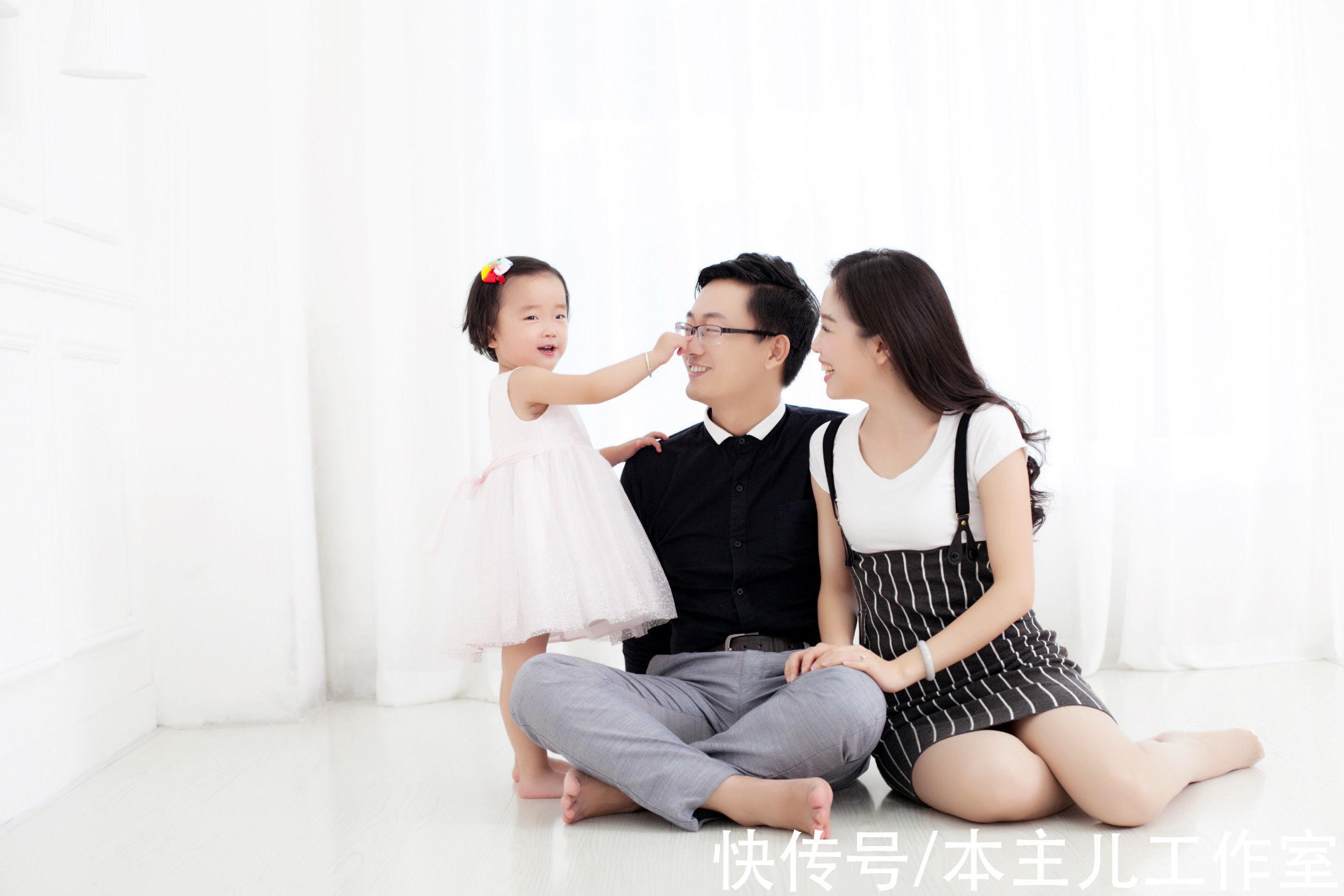 80后李威：憑“最強(qiáng)大腦”走紅，娶大學(xué)學(xué)妹，為女兒參加比賽