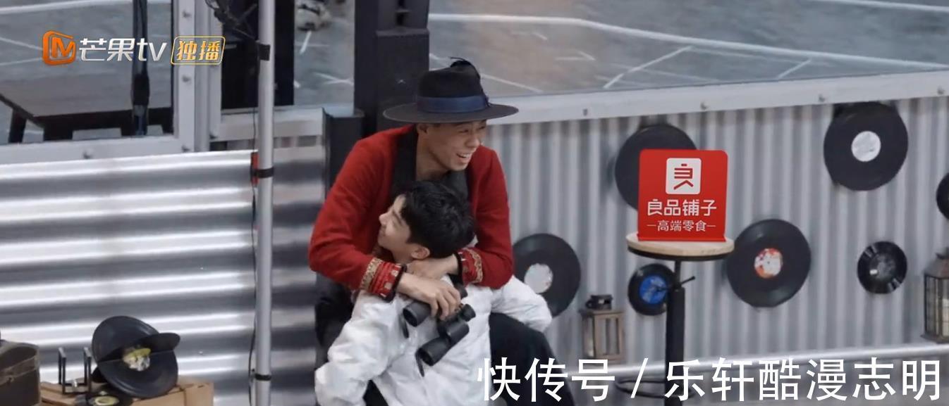 《披荊斬棘》陣營對決戰，規則升級，言承旭抱熱狗轉圈，友誼滿滿