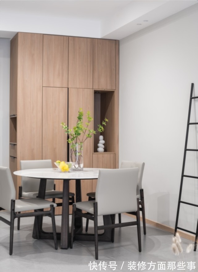 改造|190 ㎡底跃复式改造,现代风五居室简直是绝美