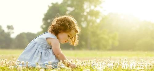 宝宝|宝宝情感发展里程碑,出生就会互动,收好这份“幼儿社交时间轴”