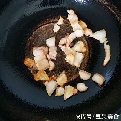 下饭|香到流口水的冬瓜炖豆腐，下饭神器都靠它