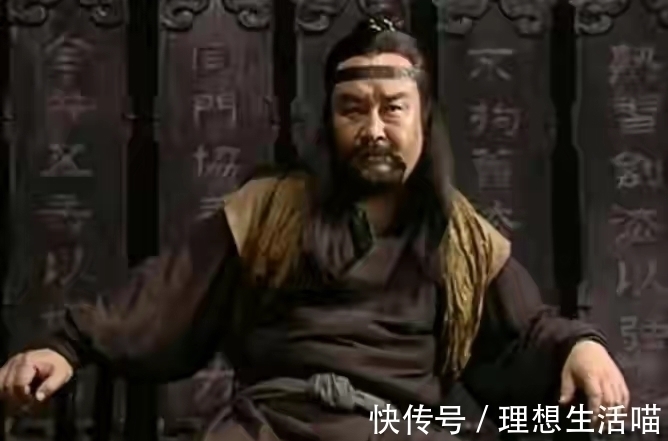 刘正风$真正的笑傲江湖?衡山派莫大先生云雾十三变,他的武功如何