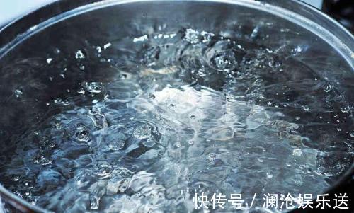 绿叶蔬菜|这5种隔夜食物不要吃，赶紧告诉爸妈，宁愿浪费也别把自己吃坏了