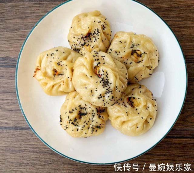 搅拌均匀|越吃越瘦的一种蔬菜，遇到我会买10斤，切碎调成包子馅，太香了