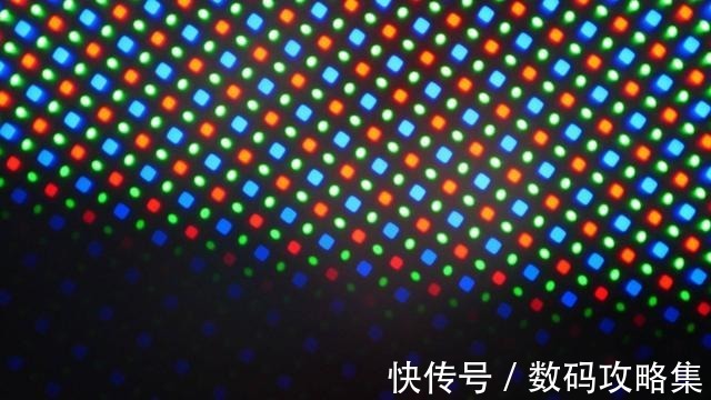 oled|OLED和Mini LED,谁才是未来大屏显示技术的正确方向?
