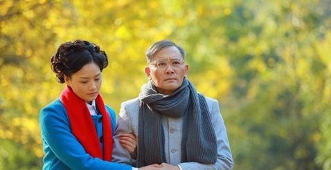 故宫|溥仪来到故宫玩耍,突然有人跪下喊皇上万岁,溥仪10字化解尴尬!