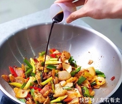 蒜苗回锅肉的做法