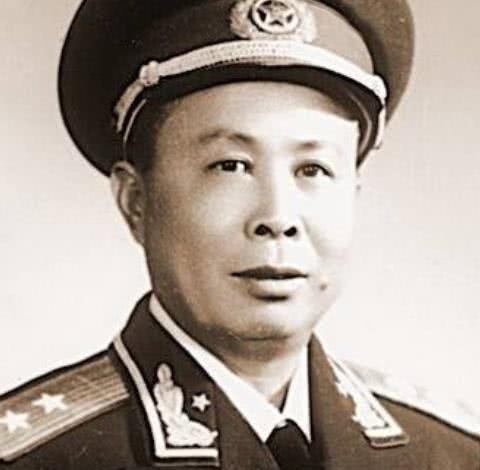 开国|开国中将回乡，县里派一个警卫班保护，将军说有一支枪就行